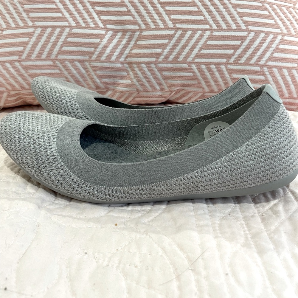Grey Allbirds Flats